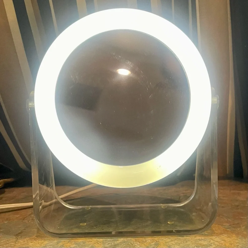 Vintage 70’s Chrome Jerdon Lighted Vanity Mirror With Magnification Lucite Base